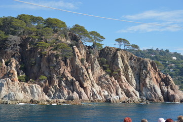 Skaliste wybrzeże © Piotr