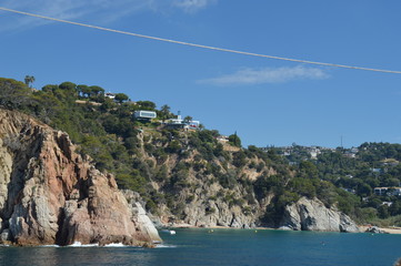 Skaliste wybrzeże © Piotr