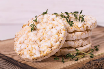 Rice cakes with thyme