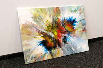 Fototapeta na wymiar Abstract acrylic fluid-art painting