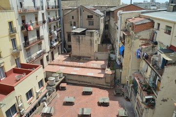 Przestrzeń między kamienicami © Piotr