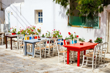 Fototapeta na wymiar Traditional street of Mykonos island in Greece