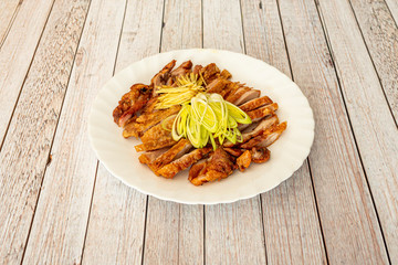 Fried chicken with garlic and ginger