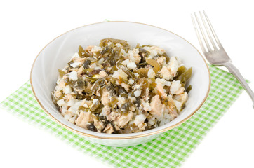 Appetizer of kelp, canned fish and eggs.