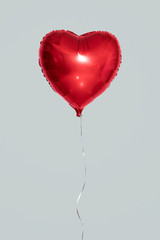Fototapeta na wymiar Pink heart balloon