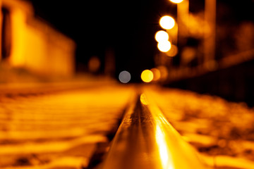 schiene bei nacht