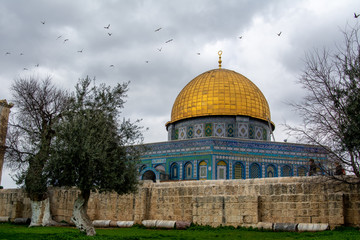 Obraz premium The Dome of the Rock on the Temple Mount in Jerusalem
