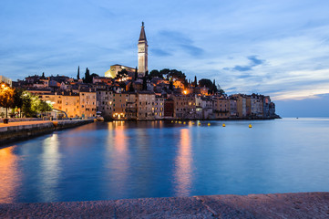 Fototapeta premium Rovinj in der Dämmerung