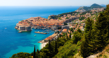 Fototapeta na wymiar Old town of Dubrovnik in summer, Dalmatia, Croatia
