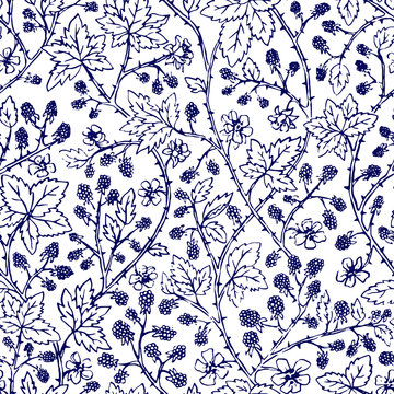 Vector floral vintage seamless pattern for retro wallpapers. William Morris inspired simple design with blackberry, branches and thorns.