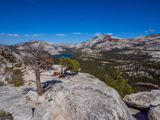 Fototapeta na wymiar Southwest usa Yosemite National Park California valley pools mountains and forests.