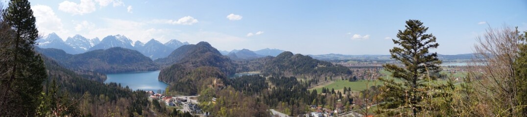 Fototapeta na wymiar Panorama am Schloß Neuschwanstein