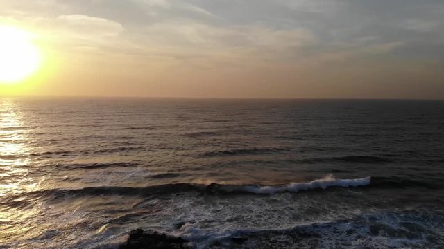 Thompsons Bay with water splashing against rocks in Ballito
