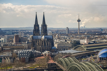 view of the cologne cathedral