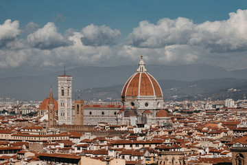 Fototapeta premium Cathedral of Santa Maria del Fiore. The Cathedral in Florence, the most famous of the architectural structures of the Florentine quattrocento. Daytime landscape in Italy, Florence.