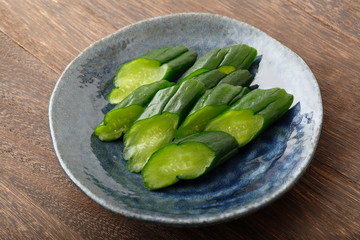 きゅうり　辛し漬け