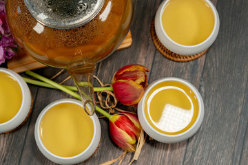 Fresh green tea in Japanese tea cups