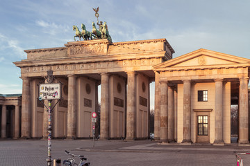 Das Brandenburger Tor im Sonnenaufgang © Daniel