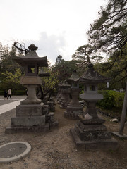 Faroles en el Templo Zenko-ji, en Nagano, Japón