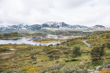 Lacs et montagnes