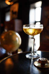 alcoholic cocktail