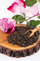 
Aromatic tea with berry notes, leaf and granulated, with pieces of berries and zucats