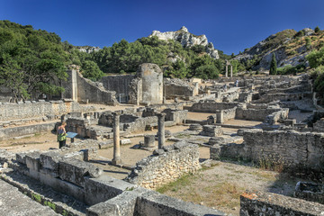 Fototapeta na wymiar Ruins of roman town Glanum in Provence, St. Remy, France