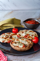 Gluten-free Pizza Mushrooms