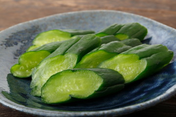 きゅうり　辛し漬け