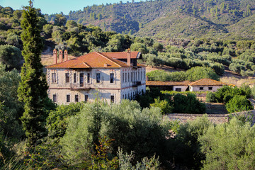 Verlassenes mediterranes Haus