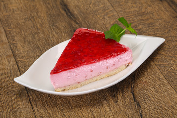 Soft Raspberry cheesecake served mint