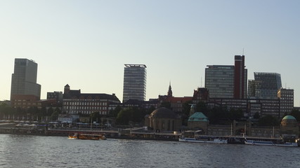 Fototapeta premium Hamburg - beautiful German port city