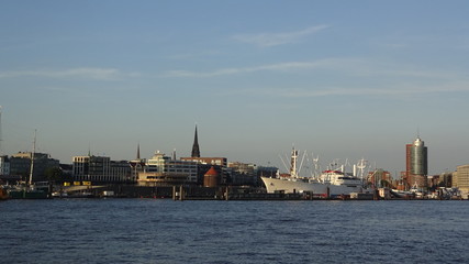 Fototapeta premium Hamburg - beautiful German port city
