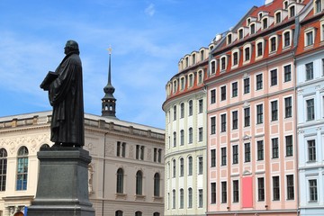 Fototapeta na wymiar Dresden - Neumarkt square. German architecture landmark.