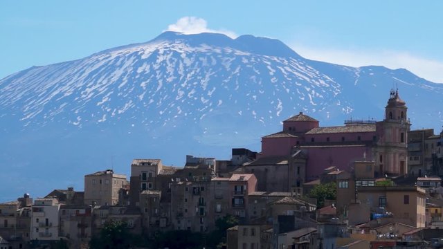 Agira, a typical Sicilian hinterland town, with its churches, the castle and the spectacular view of Mount Etna and Lake Pozzillo.
