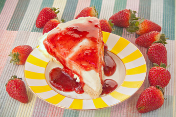 delicious cheesecake with strawberries