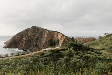 Playa del Silencio cerca de Cudillero en Asturias, España. 