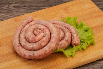 Raw sausage ring for grill
