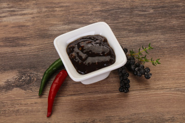 Black pepper sauce for meat