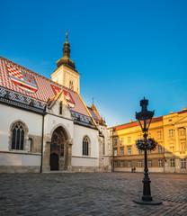 Obraz premium Old town aged medieval architecture and famous Church of St Mark in St Mark square, located in historical upper town of Zagreb Gornij Grad, Croatia