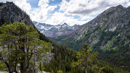 Fototapeta premium Mountain Scene