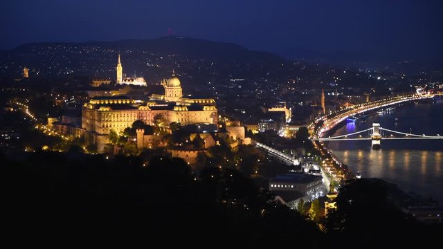  Budapest night view of Buda Castle