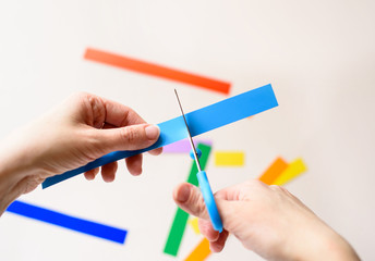 Step-by-step instruction to create a rainbow of colored paper. Creativity with your own hands.