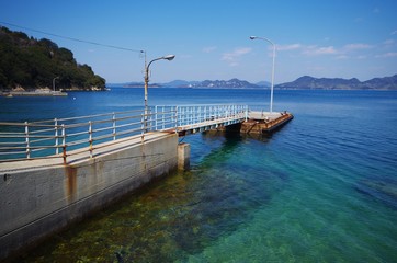 大飛島の小さな港