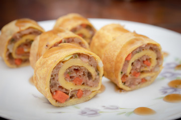 roll egg and pork dessert