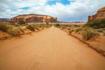 the scenic drive in the monument valley, usa