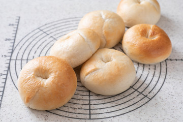 おうちでパン作り　プレーンベーグル