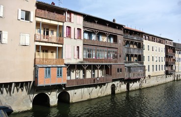 Quelque part : Castres