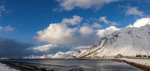 Fototapeta na wymiar Lofoten im Winter - Der Norden von Norwegen