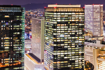 JP Osaka skydeck towers dark 70mm